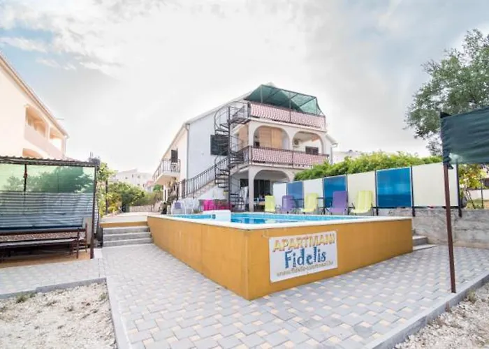 Апартаменти Fidelis Трогір