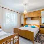 Fidelis Apartment *